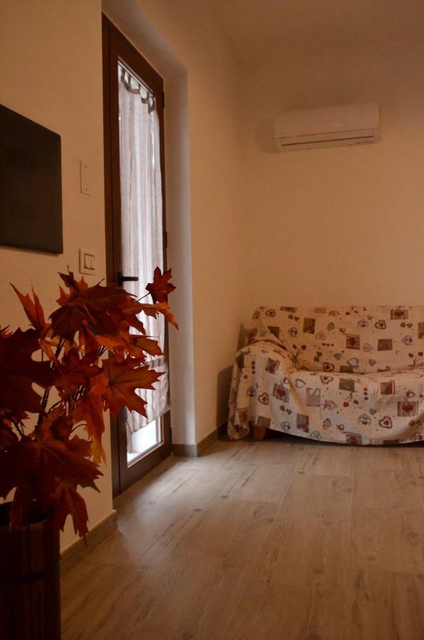 Appartamento Vacanza da Luisa San Giovanni Suèrgiu Esterno foto